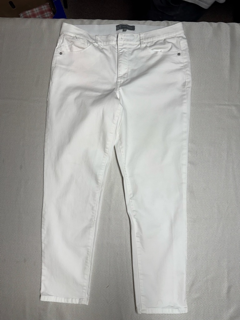 Wit & Wisdom White Waistband Trousers